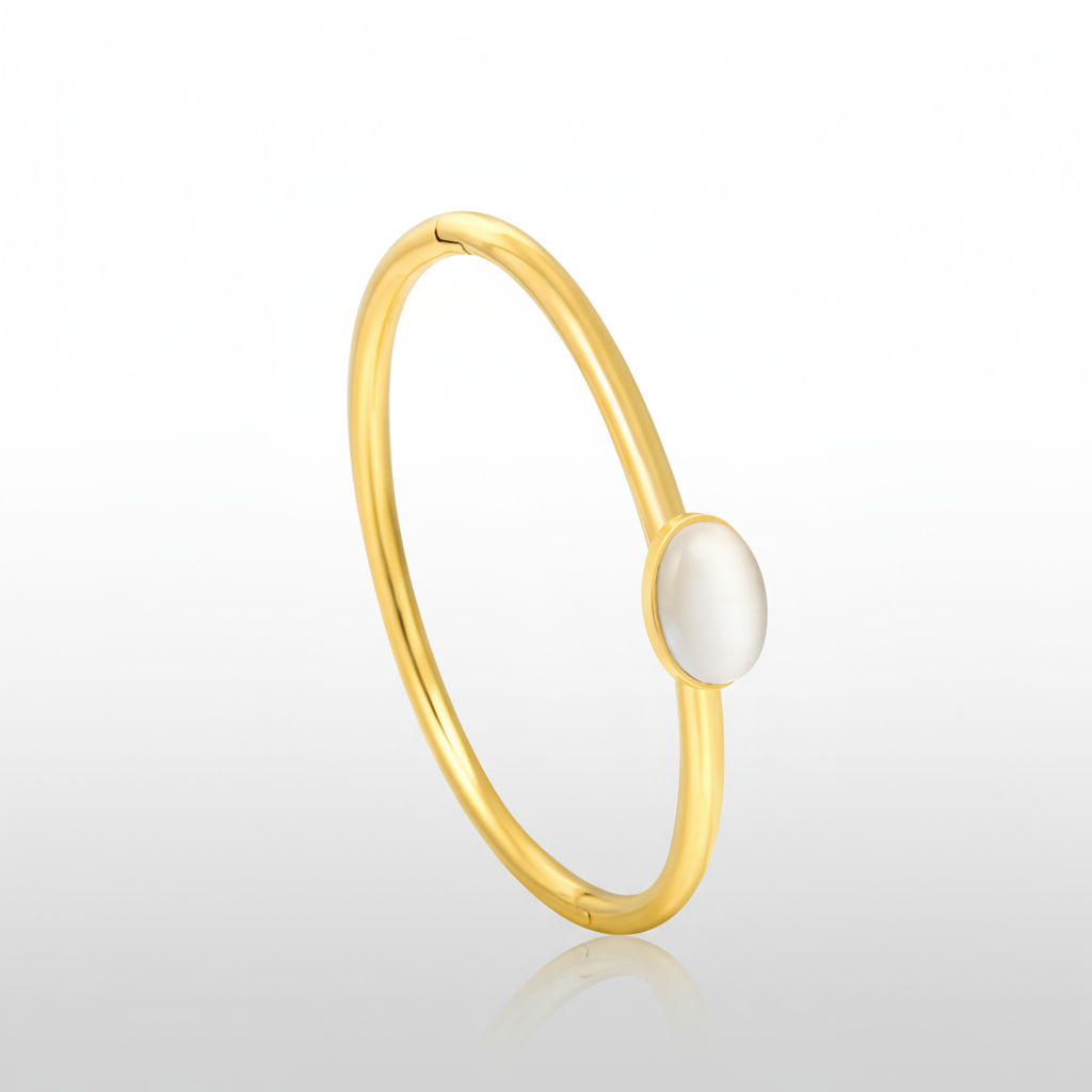Minimalist Oval Cat's Eye Bangle | Tarnish-Free 18K Gold Gemstone Bracelet
