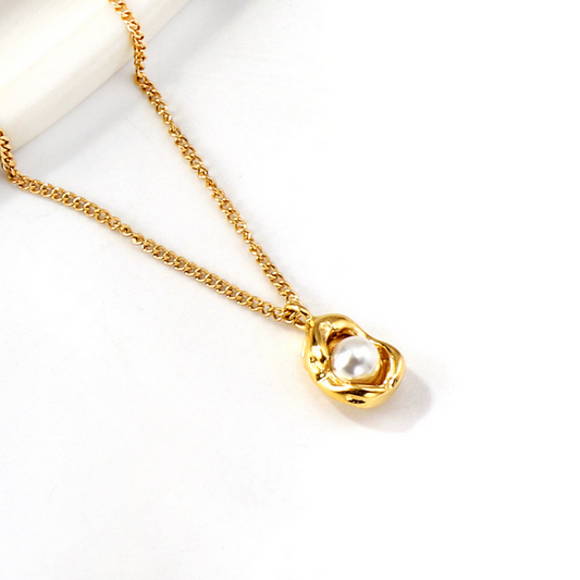 Sculptural Pearl Pendant Necklace | Tarnish-Free 18K Gold Liquid Metal