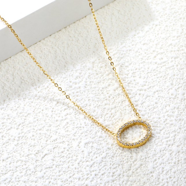 Oval Pavé CZ Pendant Necklace | Tarnish-Free Gold Layering Chain - Fynzi