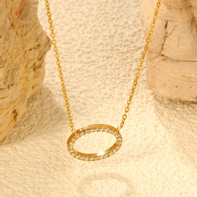 Oval Pavé CZ Pendant Necklace | Tarnish-Free Gold Layering Chain - Fynzi